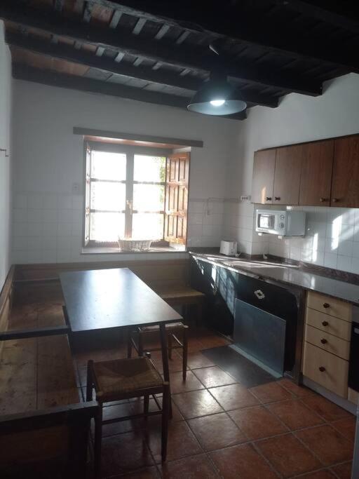 Casa Rustica En Dobres Con Vistas A La Montana Villa Bagian luar foto